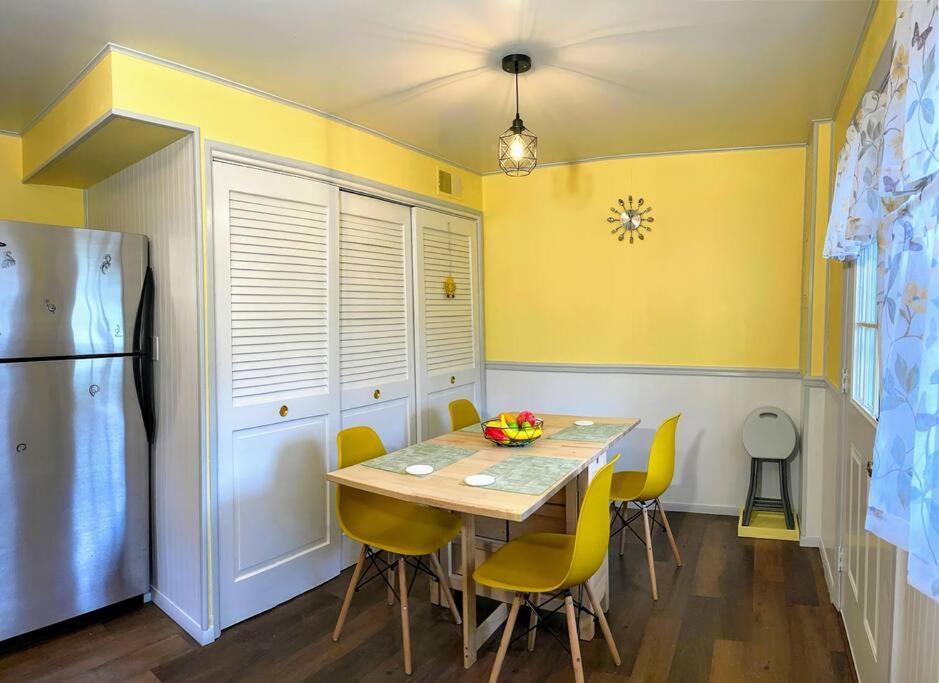 *King Bed/3Bds House Near Naval Base & 6Flags* Apartment Waukegan Bagian luar foto